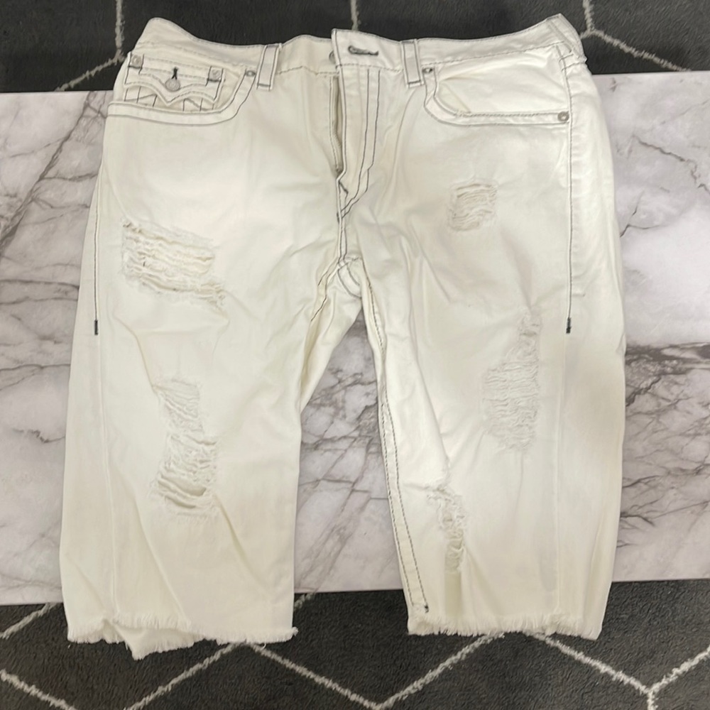 White True Religion shorts.